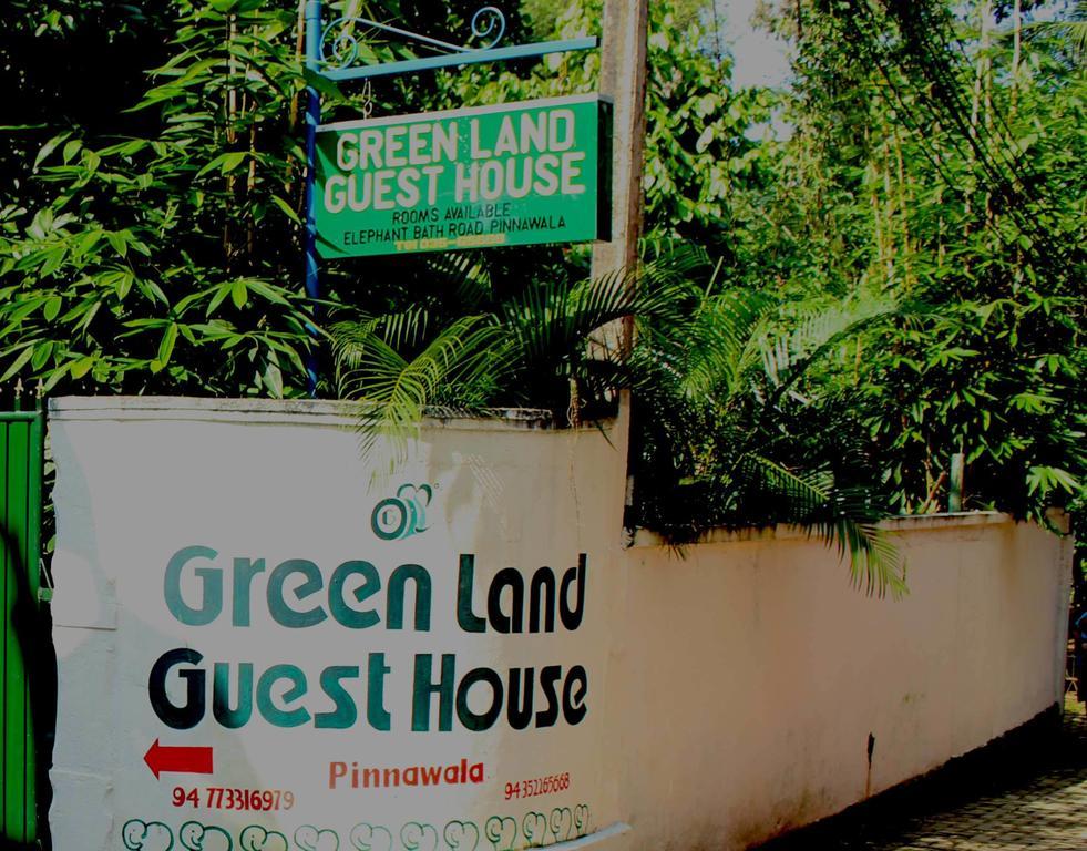 Green Land Guest House Пинавала Екстериор снимка